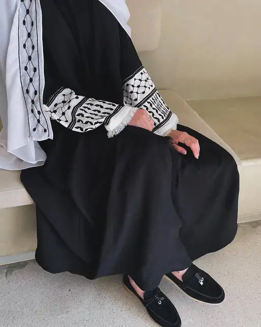 Keffiyeh Sleeve Open Abaya in Black (clearance item online only)
