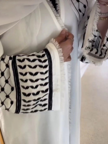 Keffiyeh Sleeve Open Abaya in White (clearance item online only)