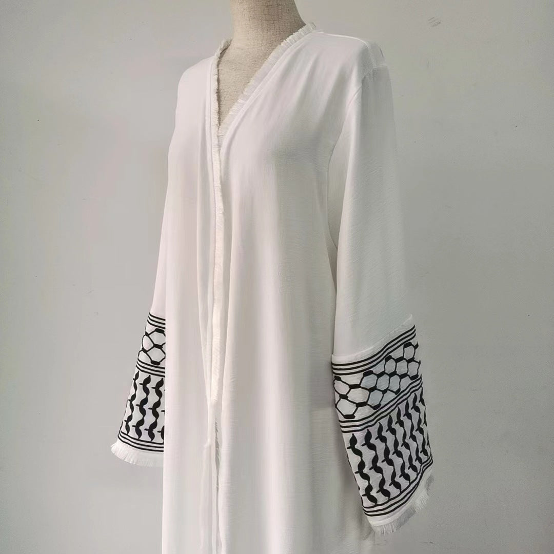 Keffiyeh Sleeve Open Abaya in White (clearance item online only)