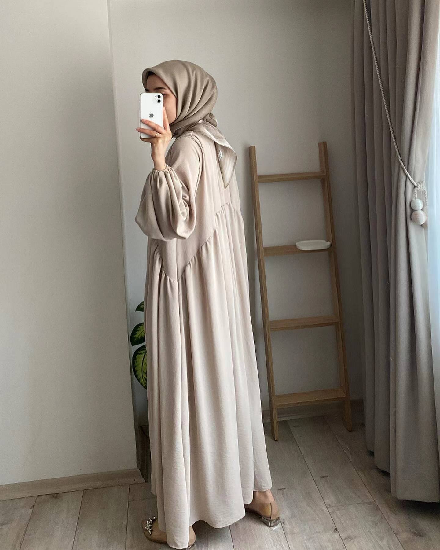 Modest Crepe Abaya in Cream Beige