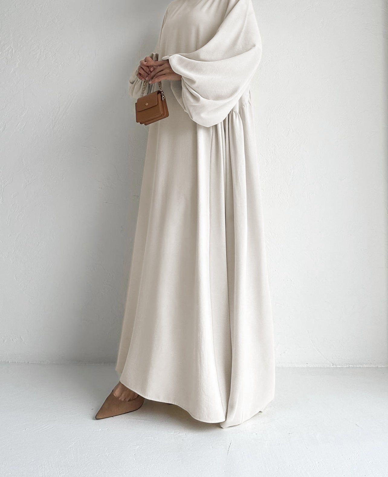 Modest Summer Abaya in Cream Beige (clearance online only)