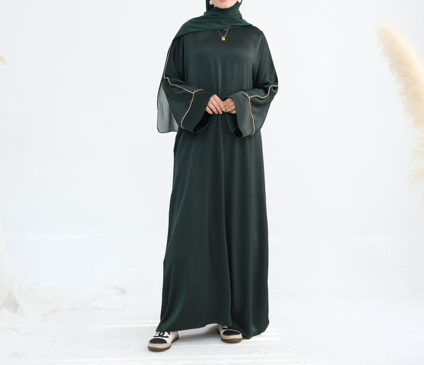 Crinkle Abaya in Emerald Green (clearance online only)