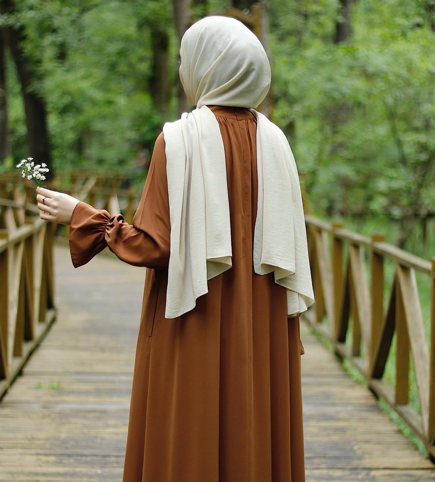 Plain Abaya wt Cuffed Sleeves - Pink (clearance online only)